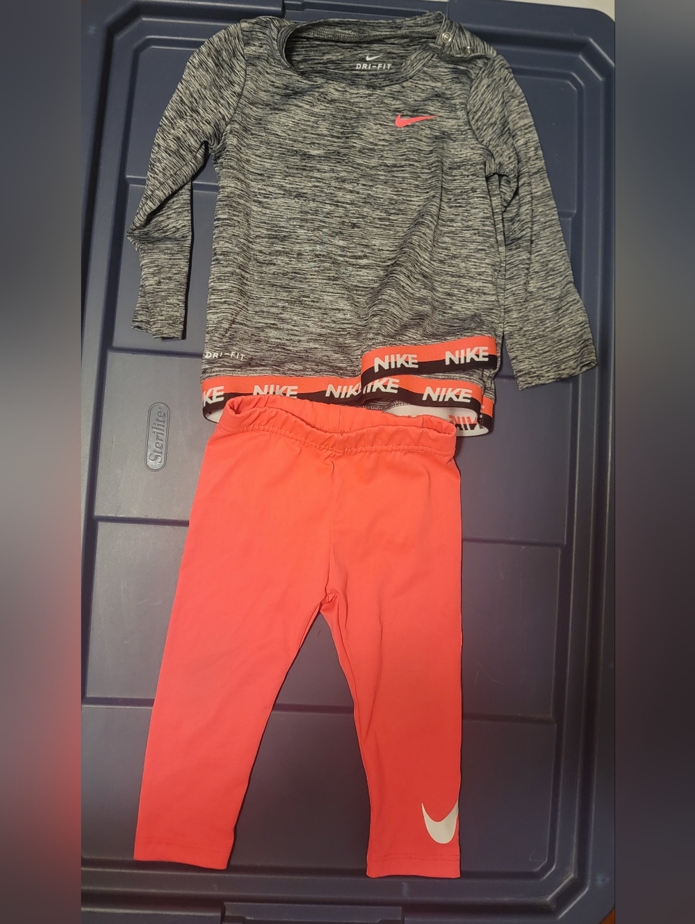 Nike Baby Girl Dri-FIT Outfit Set 18M | Long Sleeve Top & Leggings